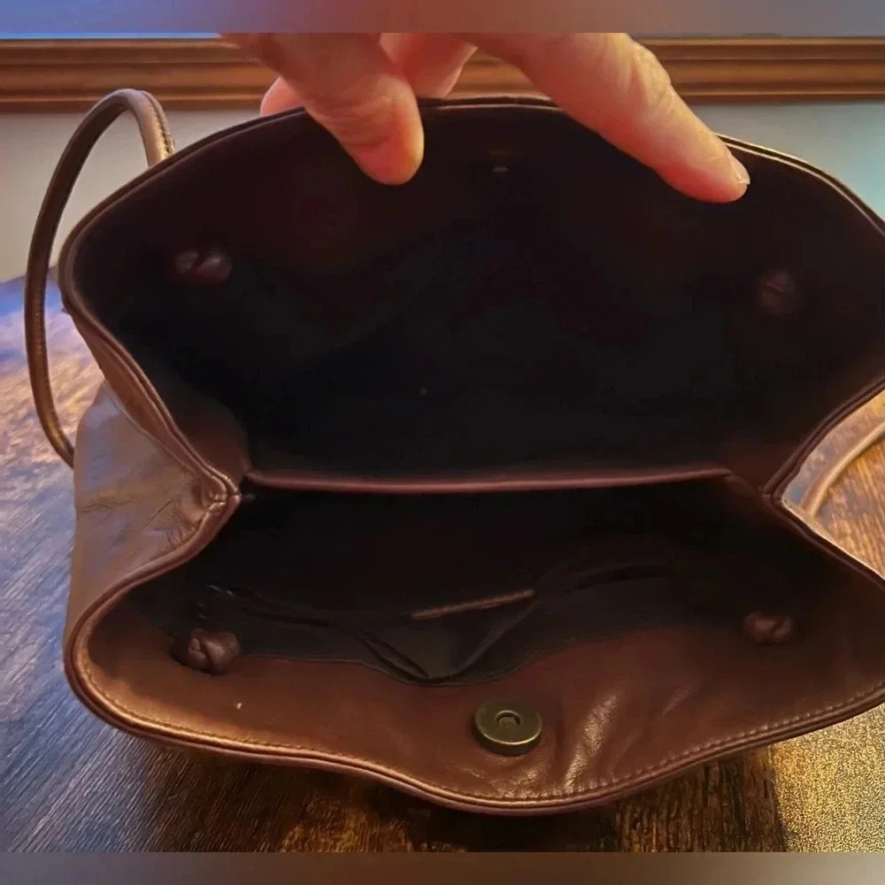 Nine West | ladies leather shoulder handbag - Picture 7 of 16